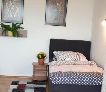 Schwerte Apartment | Ferienwohnung- Helena