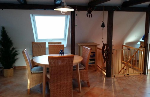 Fedderwardersiel Apartment | Ferienwohnung HENKEL