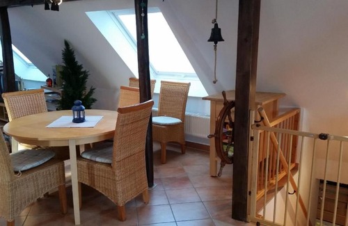 Fedderwardersiel Apartment | Ferienwohnung HENKEL