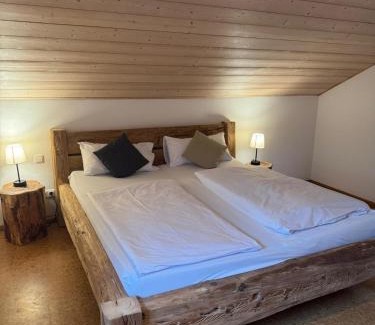 Reut Apartment | Ferienwohnung Heuboden