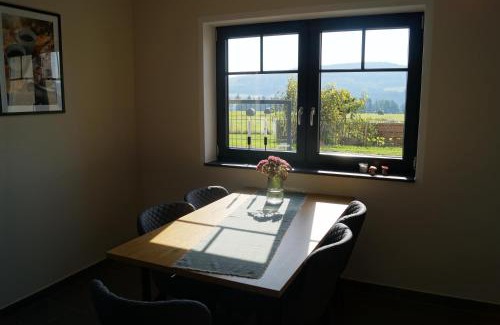 Niederprum House | Ferienwohnung Hof Lamberty
