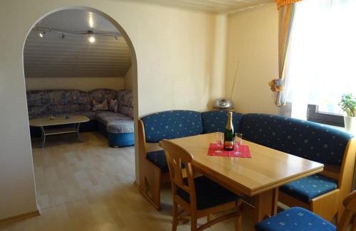 Roding Apartment | Ferienwohnung Hornauer