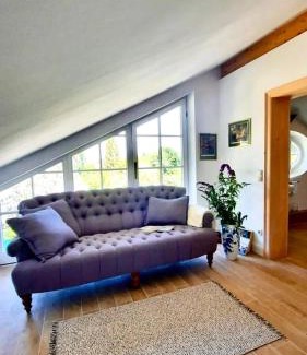 Gstadt Apartment | Ferienwohnung in seenaher Künstlervilla in Gstadt