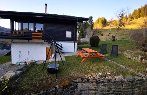 Plaffeien Apartment | Ferienwohnung im Chalet am Bach