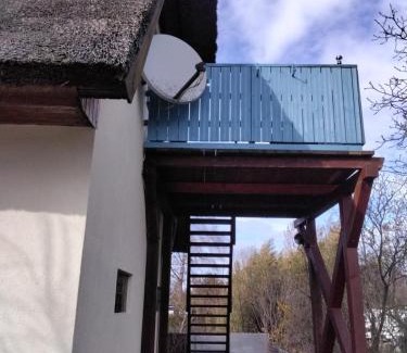 Ostseebad Wustrow Apartment | Ferienwohnung im Rohrdachhaus