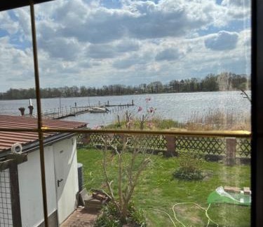Hohennauen Apartment | Ferienwohnung im Haus am See