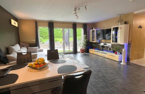 Ettinghausen Apartment | Ferienwohnung "Im Herzen des Westerwalds"