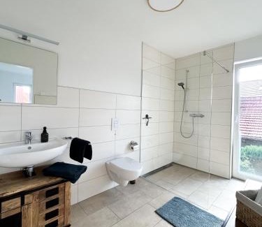 Ahaus Apartment | Ferienwohnung in Ahaus für 6 Gäste mit 2 Bädern und Loggia