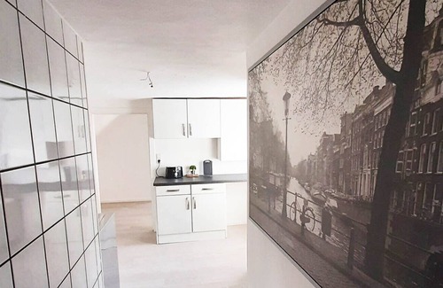 Rommerskirchen Apartment | Ferienwohnung in Rommerskirchen / Ramrath , 70qm, 2 Schlafzimmer, 1 Wohn- /schlafzimmer, Max. 5 Personen