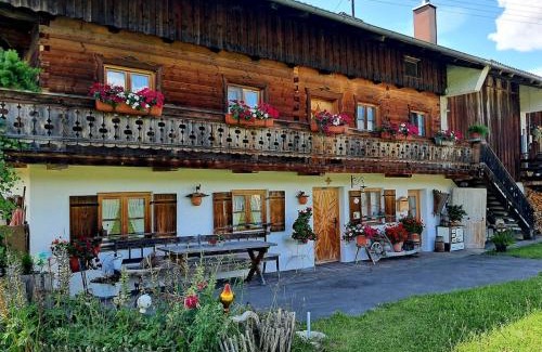 Irschenberg Apartment | Ferienwohnung in Niederhasling