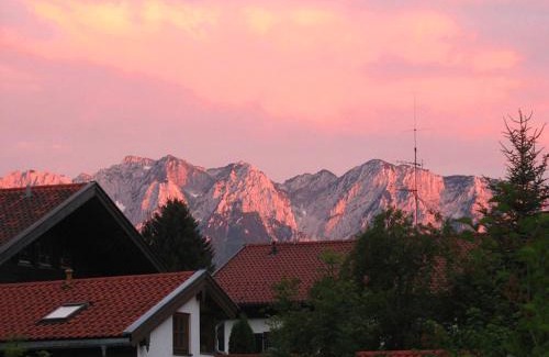 Aschau im Chiemgau Apartment | Ferienwohnung Kaiserblick