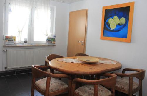 Hillscheid Apartment | Ferienwohnung-Kiefer