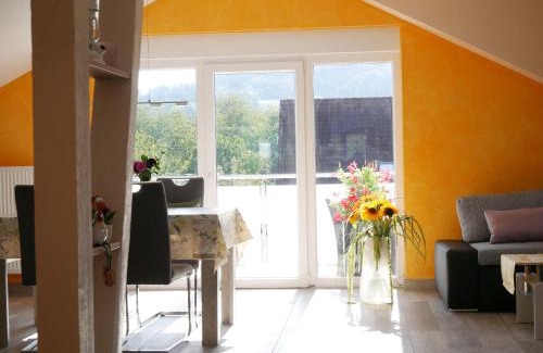 Mosbach Apartment | Ferienwohnung Kirschblüte