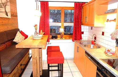 Blindau Apartment | Ferienwohnung "Klausenberg" - Drei-Raum-Wohnung 75m² mit Balkon und Bergblick