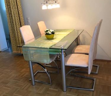 Holzhausen Apartment | Ferienwohnung Klippenblick