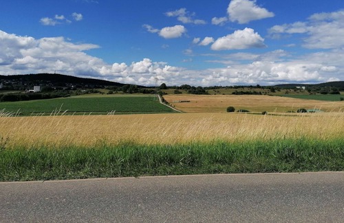 Schwirzheim Apartment | Ferienwohnung Knoofs