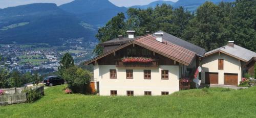 Bad Durrnberg Apartment | Ferienwohnung Löffelberger