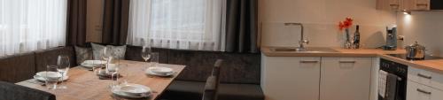 See Apartment | Ferienwohnung Ladner