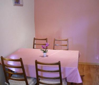 Cochstedt Apartment | Ferienwohnung Landwirtschaftliches Gut Taentzler