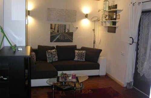Neuoetting Apartment | ferienwohnung lispet