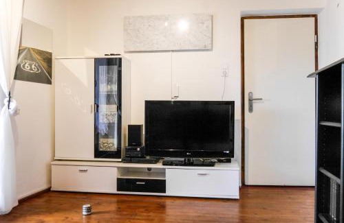 Neuoetting Apartment | ferienwohnung lispet