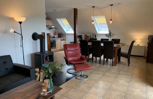 Feriendorf Frankenau Apartment | Ferienwohnung Lix direkt am Waldrand