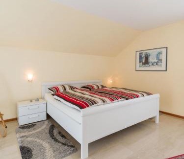 Weiskirchen Apartment | Ferienwohnung Lohrig