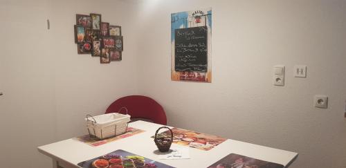 Voigtlaide Apartment | Ferienwohnung MAI