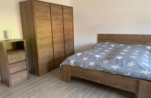 Bad Bibra Apartment | Ferienwohnung Malisa