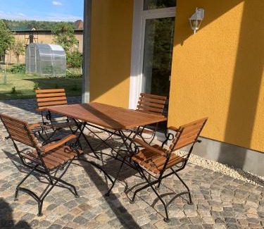Bad Bibra Apartment | Ferienwohnung Malisa