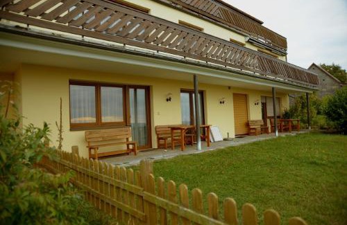 Altenstein Apartment | Ferienwohnung Margit Altenstein