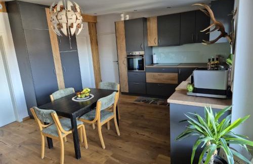 Bobing Apartment | Ferienwohnung Mariposa