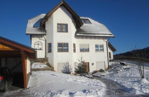 Dreislar Apartment | Ferienwohnung Mause
