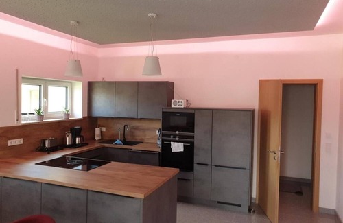 Beilngries Apartment | Ferienwohnung mit 2 Schlafzimmer und Terrasse