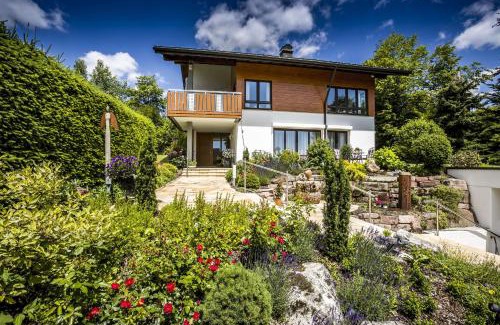 Hoechenschwand Apartment | Ferienwohnung mit 78qm