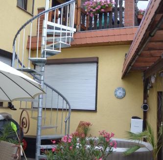 Wimmelburg Apartment | Ferienwohnung mit Ausblick in Wimmelburg