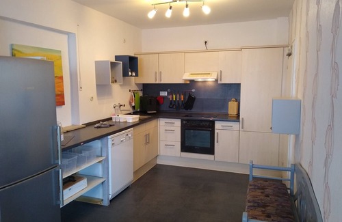 Bad Berleburg Apartment | Ferienwohnung mit Blick zum Schloss