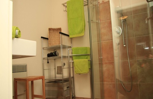 Wilhelmsdorf Apartment | Ferienwohnung mit 70qm, 2 Schlafzimmer für max. 4 Personen