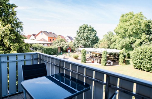 Merkendorf Apartment | Ferienwohnung mit eigenem Balkon und vielen Tieren am Hof