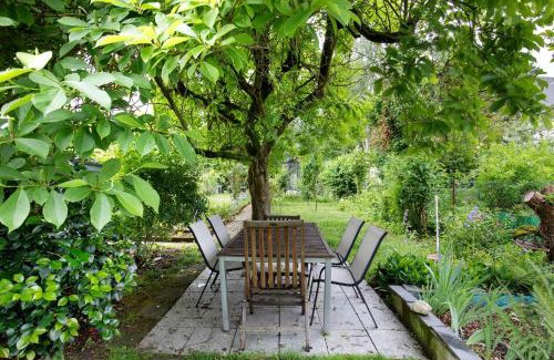 Pellenz Apartment | Ferienwohnung mit Garten