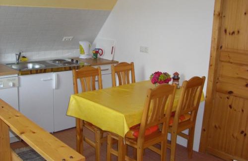 Zweedorf Apartment | Ferienwohnung mit Garten in Zweedorf