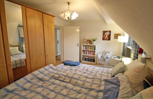 Knielingen Apartment | Ferienwohnung mit großer Terrasse am Privatsee