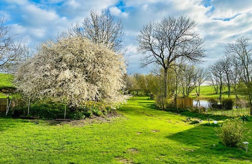 Gremersdorf Apartment | Ferienwohnung mit Luxusbad, Terrasse Ostseenähe