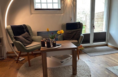 Gremersdorf Apartment | Ferienwohnung mit Luxusbad, Terrasse Ostseenähe