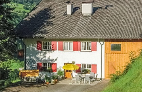 Blons Apartment | Ferienwohnung mit Panoramab.