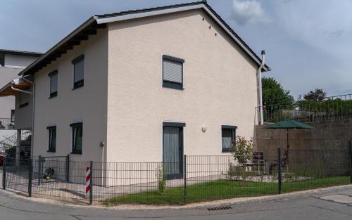 Laufen Apartment | Ferienwohnung mit Salzachblick