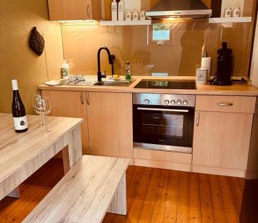 Mechernich Apartment | Ferienwohnung mit Sauna am Wald - Eifel