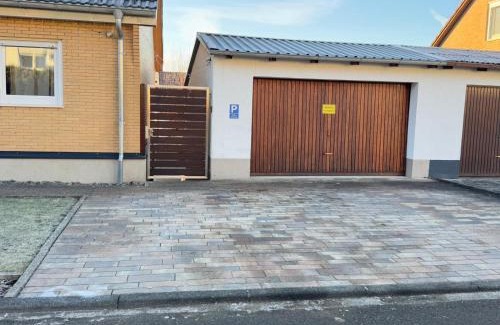 Neufra Apartment | Ferienwohnung mit Sauna und schönem Garten