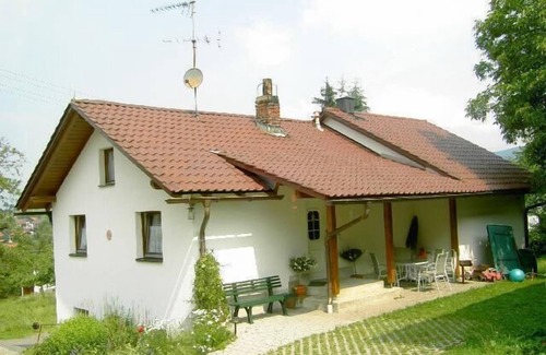 Neuschoenau Apartment | Ferienwohnung mit Terrasse und Grillmöglichkeit