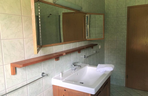 Sassenburg Apartment | Ferienwohnung mit Terrasse